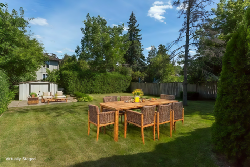 11-1 - Outdoor - Farmhouse - 0