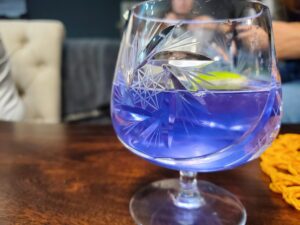 gin and tonic