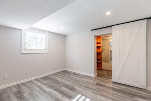 2-927-Teal-Drive-012