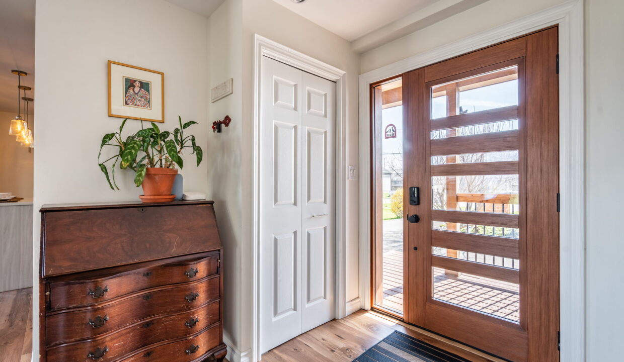 19-web-or-mls-175 Beach Blvd, Hamilton-19