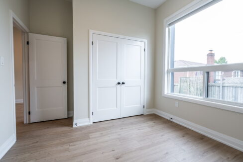 26-web-or-mls-728 11th Ave, Hamilton-26