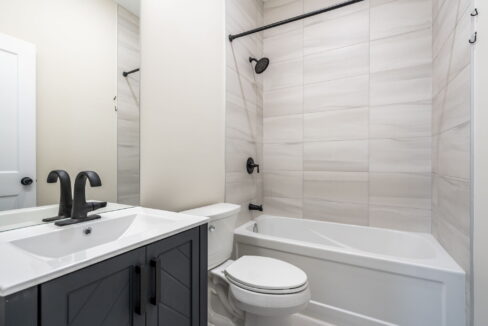 50-web-or-mls-728 11th Ave, Hamilton-50