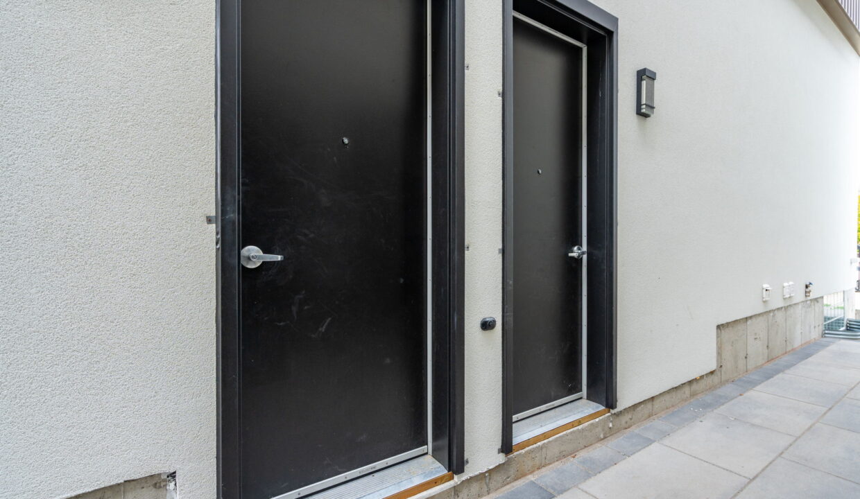 51-web-or-mls-728 11th Ave, Hamilton-51