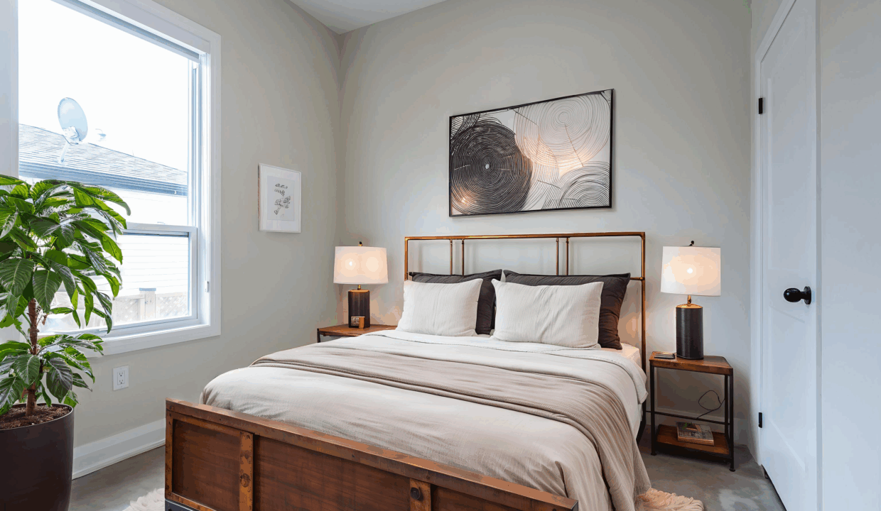 15-print-732-11th-Ave-Hamilton-15 - Bedroom - Industrial - 0