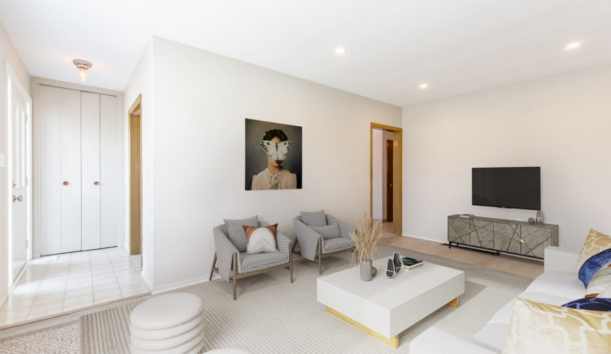 STAGED - 249West33rdStreet- Unit 1 - Living room