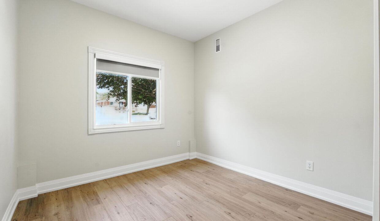 66-web-or-mls-929 Upper Ottawa St, Hamilton60