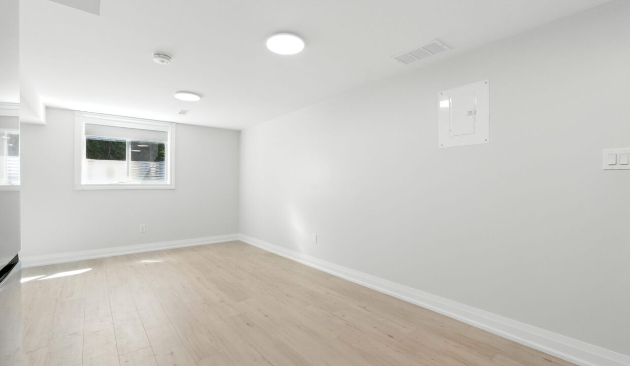 81-web-or-mls-929 Upper Ottawa St, Hamilton75