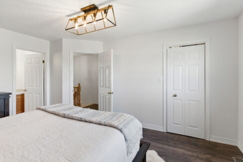 Copy of 37-web-or-mls-1860 Upper Gage Ave 14, Hamilton-36