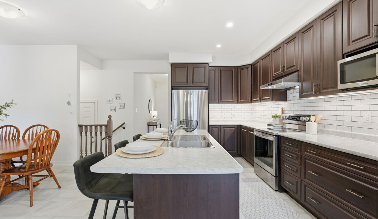 Copy of 21-web-or-mls-33 Mountain Heights Pl, Waterdown-21