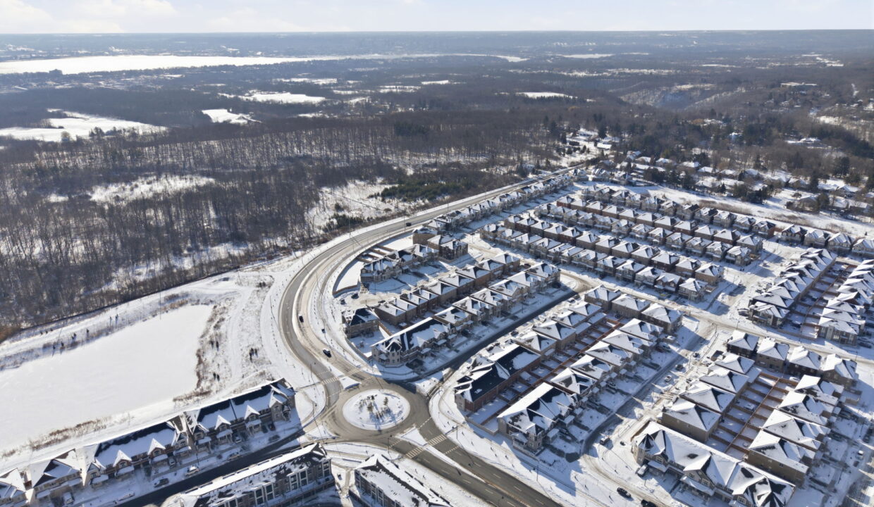 Copy of 70-web-or-mls-33 Mountain Heights Pl, Waterdown-70