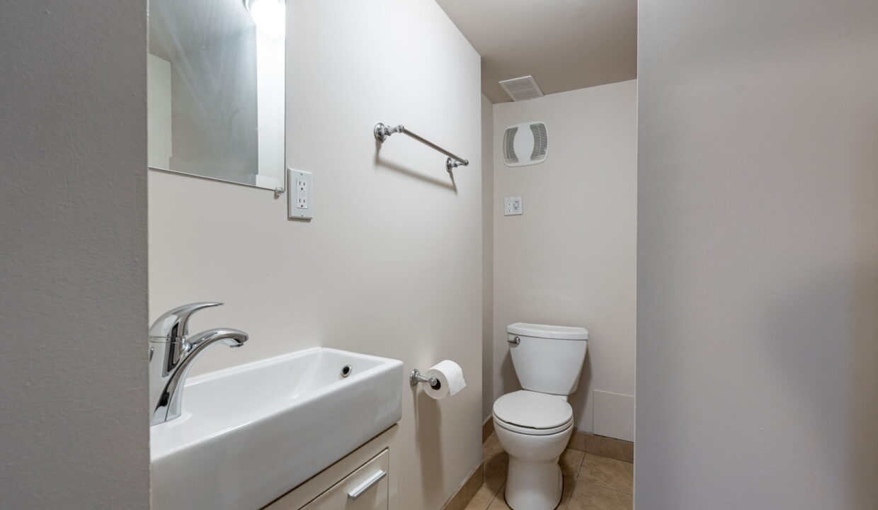 5-web-or-mls-89 Carrick Ave unit 3, Hamilton-5