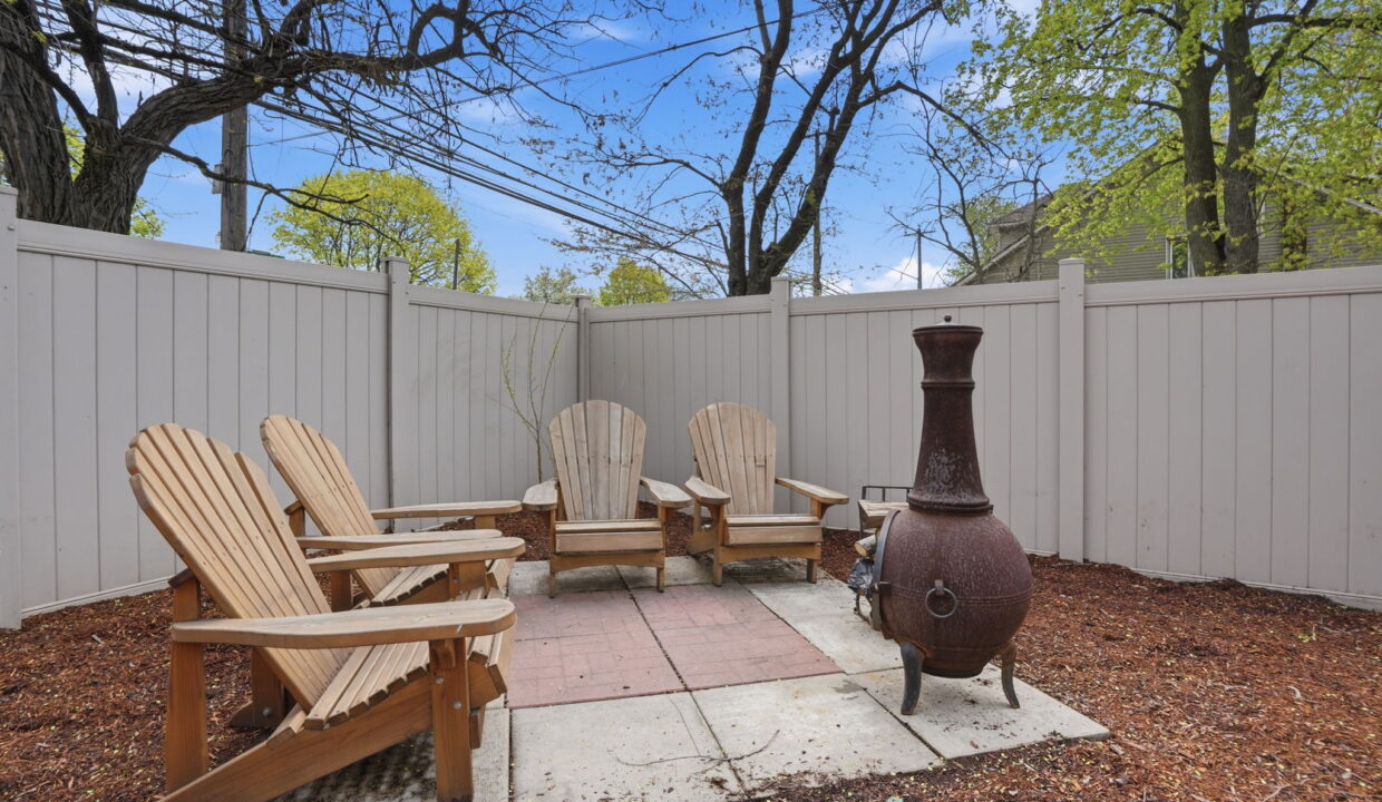 65-web-or-mls-65-Tobias Smulders_230 Beach Blvd