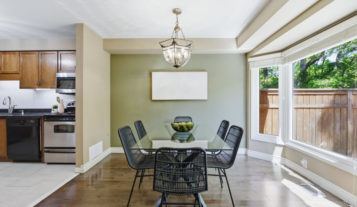 20-web-or-mls-20-Tobias Smulders_255 Mt Albion Rd 43