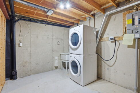 51-web-or-mls-51-Tobias Smulders_255 Mt Albion Rd 43