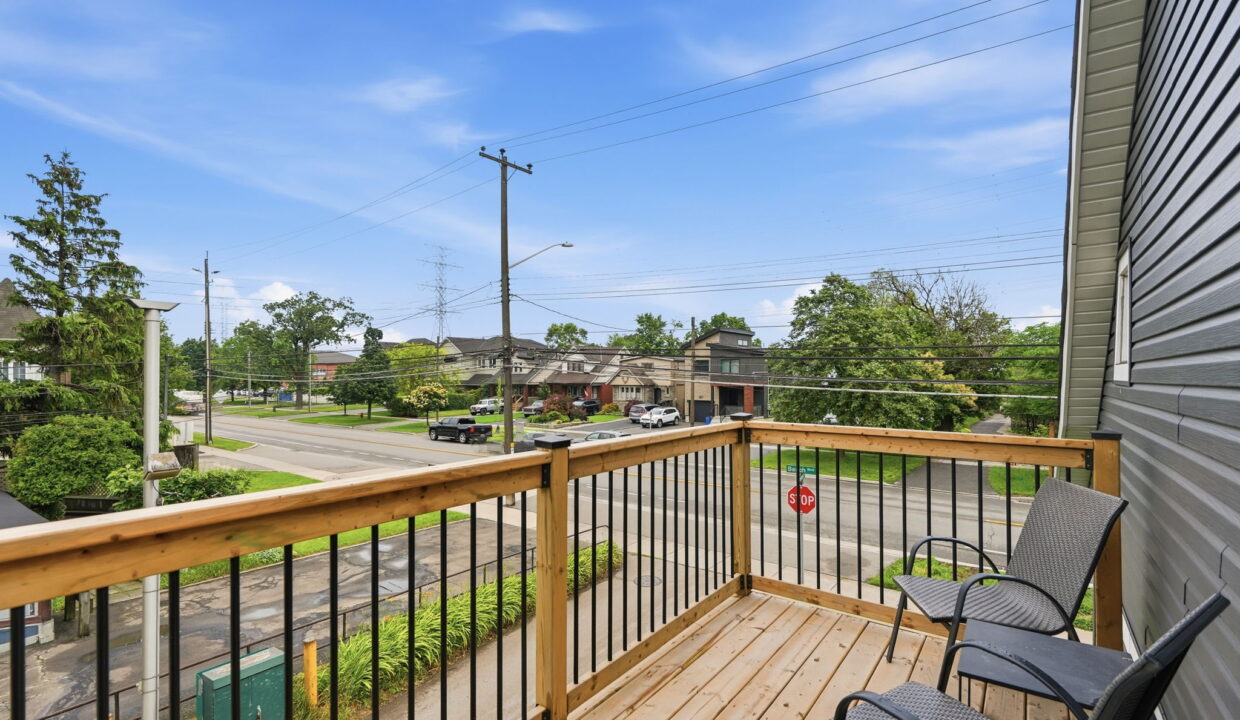 41-web-or-mls-41-Smulders_410 Beach Blvd, Hamilton