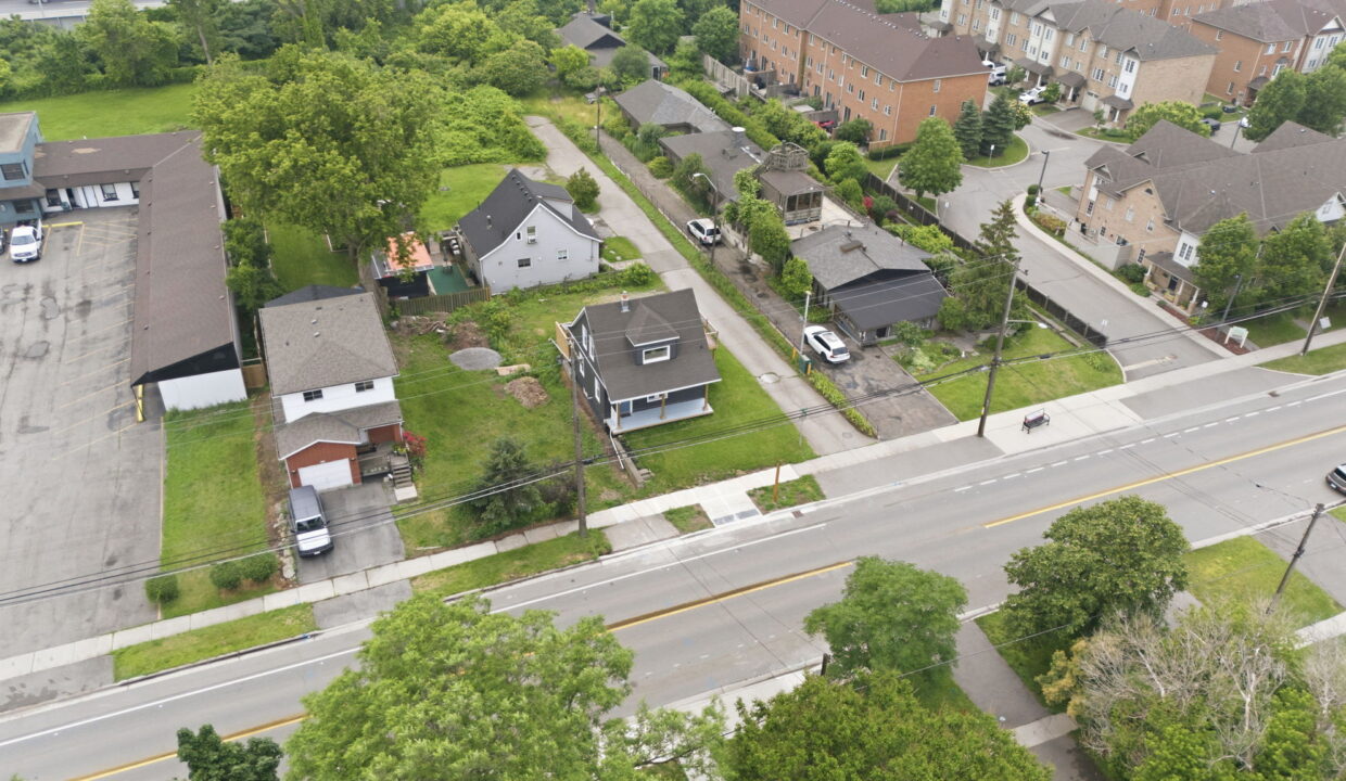 54-web-or-mls-54-Smulders_410 Beach Blvd, Hamilton