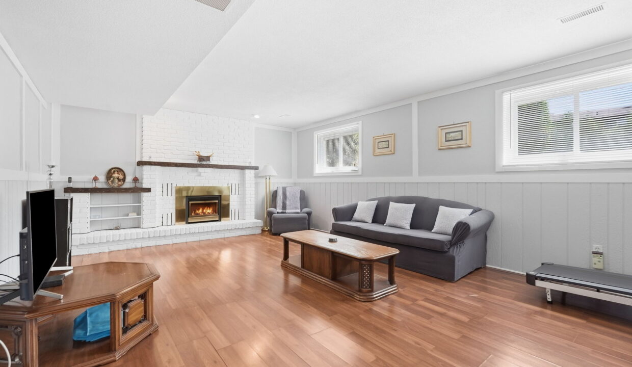 9-web-or-mls-09-Tobias Smulders_10 Audubon St N