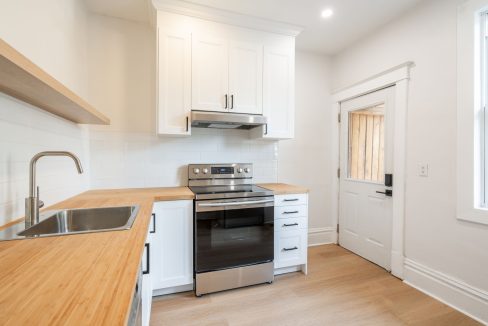 13-web-or-mls-1-48 Burris St, Hamilton-13