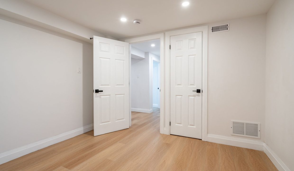 30-web-or-mls-1-48 Burris St, Hamilton-30